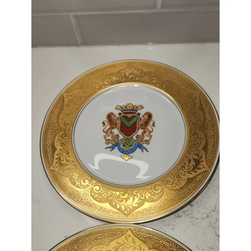 Set Of 4 Bohemia Czech Stouffer China Hand Painted Gold Lion Coat Of Arms Plates